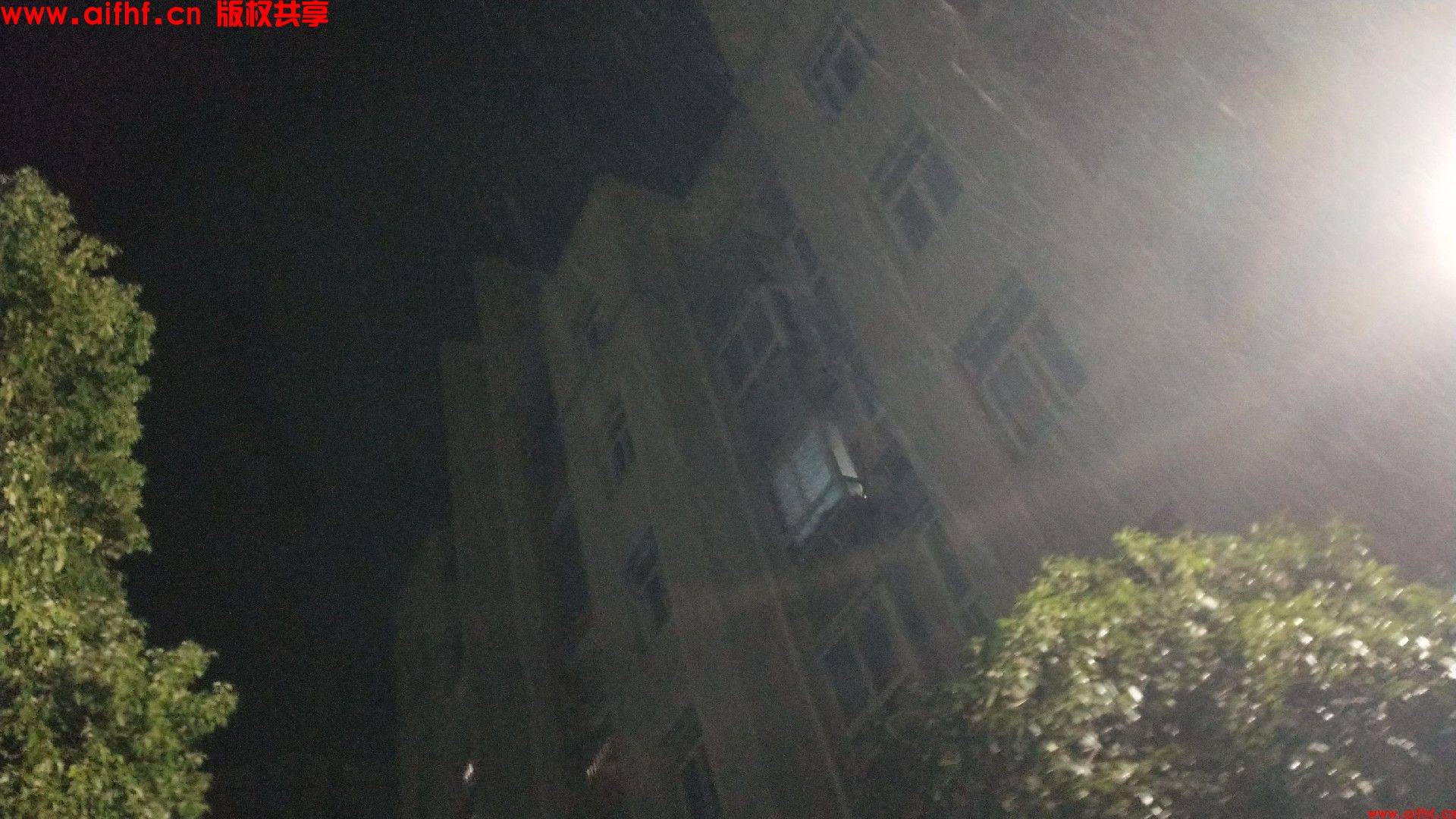 楚西州：向上的天空